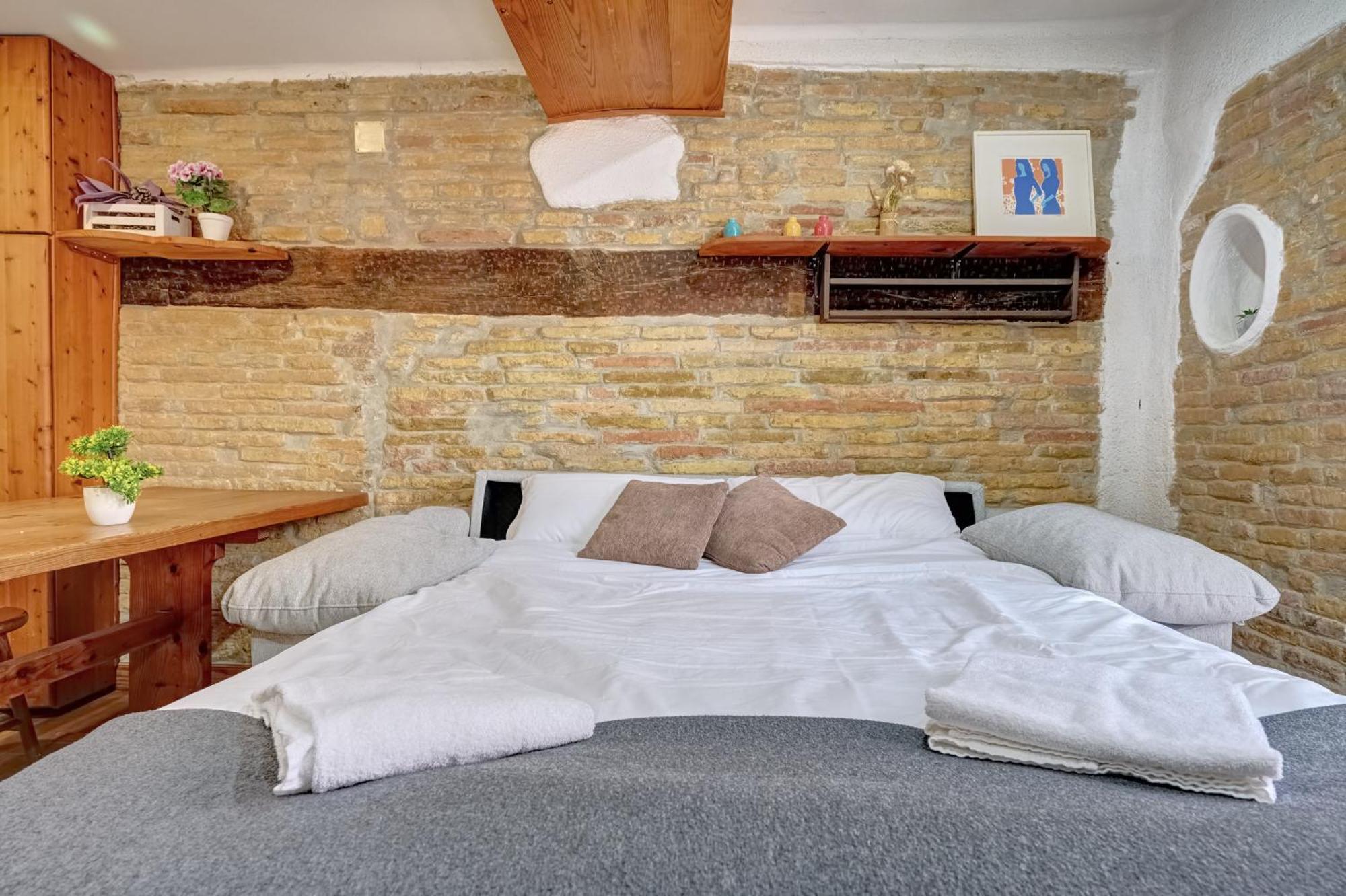 Casa Ana Mari Ii By Clabao Pamplona